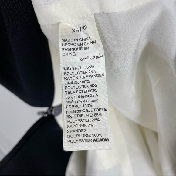 White House Black Market Colorblock Coat Ecru/Black SZ XS NWOT - Picture 9 of 9